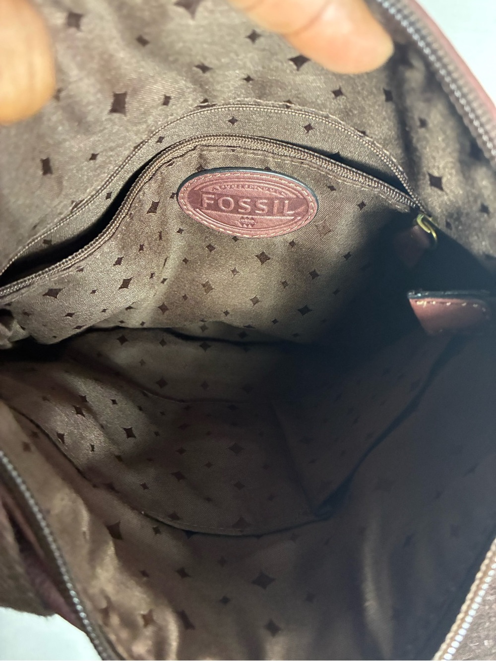 Fossil Morgan Traveler Brown Leather Messenger Crossbody Bag Key Charm - Picture 10 of 16
